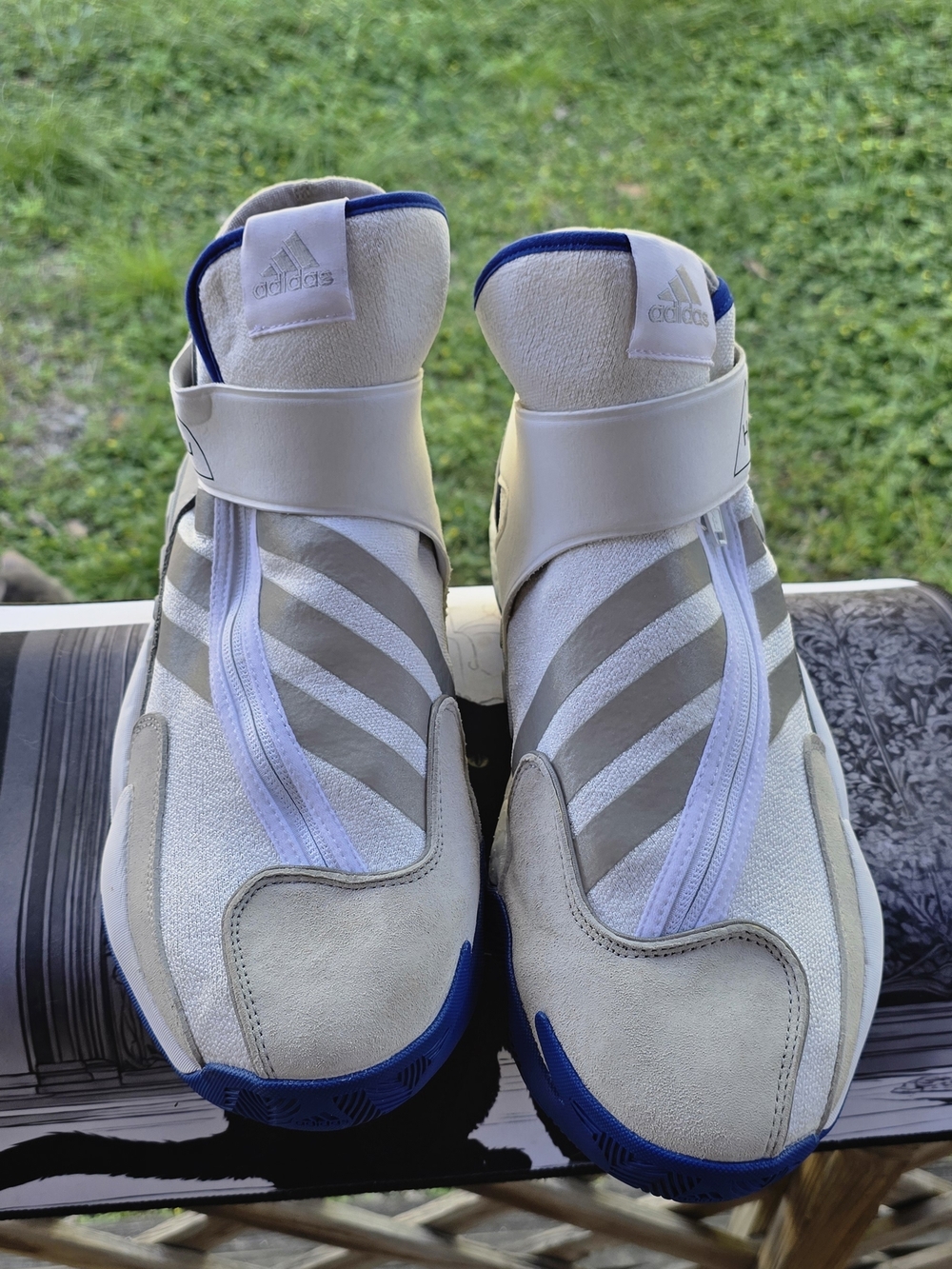 Adidas White Crazy BYW Pharrell Williams Shoes Mens White EF7215 Zipper